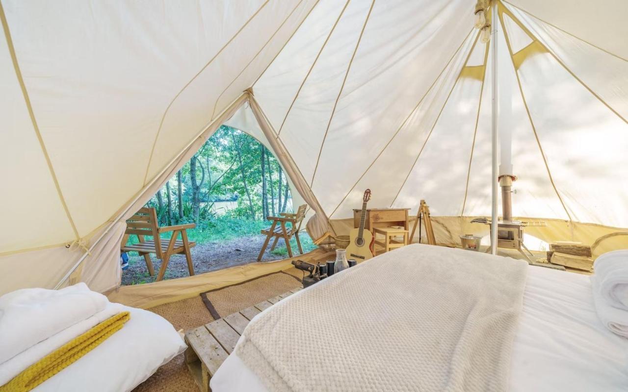 Marston Park - Luxury Lakeside Bell Tents Frome Exterior foto