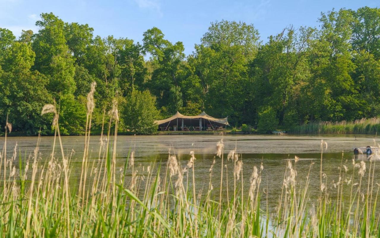 Marston Park - Luxury Lakeside Bell Tents Frome Exterior foto